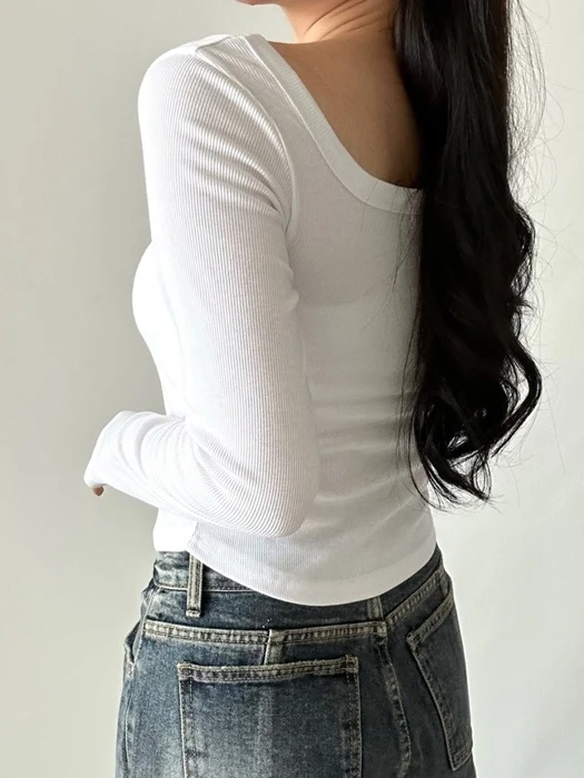 Hug Square Long Sleeve Tee