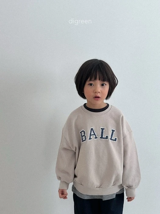 Ball Sweatshirt