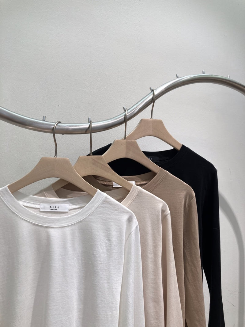 Allu - Korean Women Fashion - #pursuepretty - Silket Long Sleeve Tee - 2