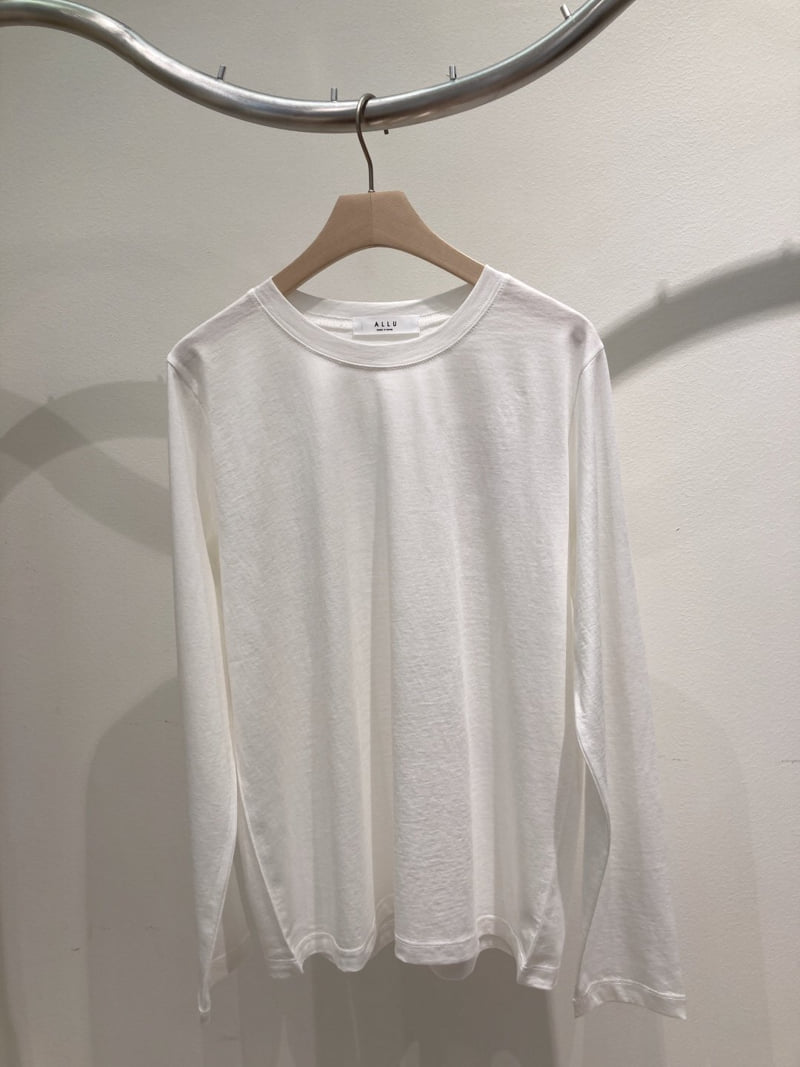 Allu - Korean Women Fashion - #restrostyle - Silket Long Sleeve Tee - 3
