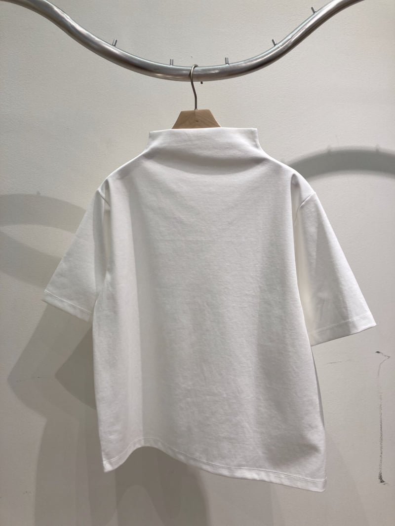 Allu - Korean Women Fashion - #romanticstyle - Mock Neck Short Sleeve Tee - 3
