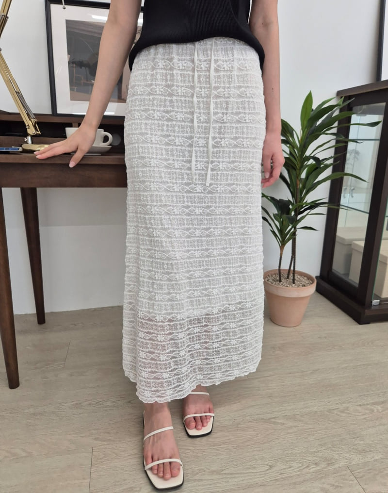 Allu - Korean Women Fashion - #vintageinspired - Lace Banding Skirt - 2