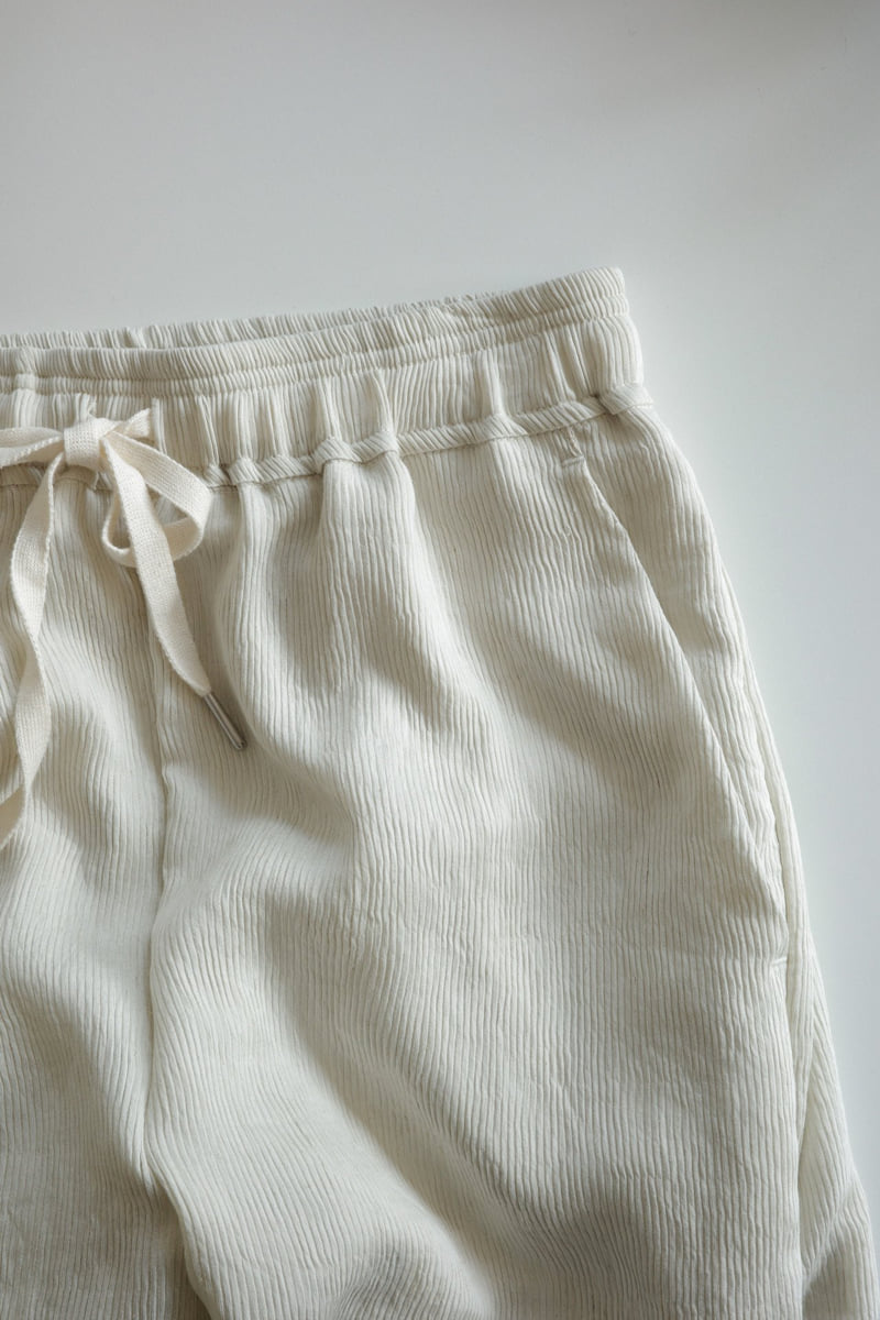 Amygrace - Korean Women Fashion - #restrostyle - Pleated Banding Pants - 4