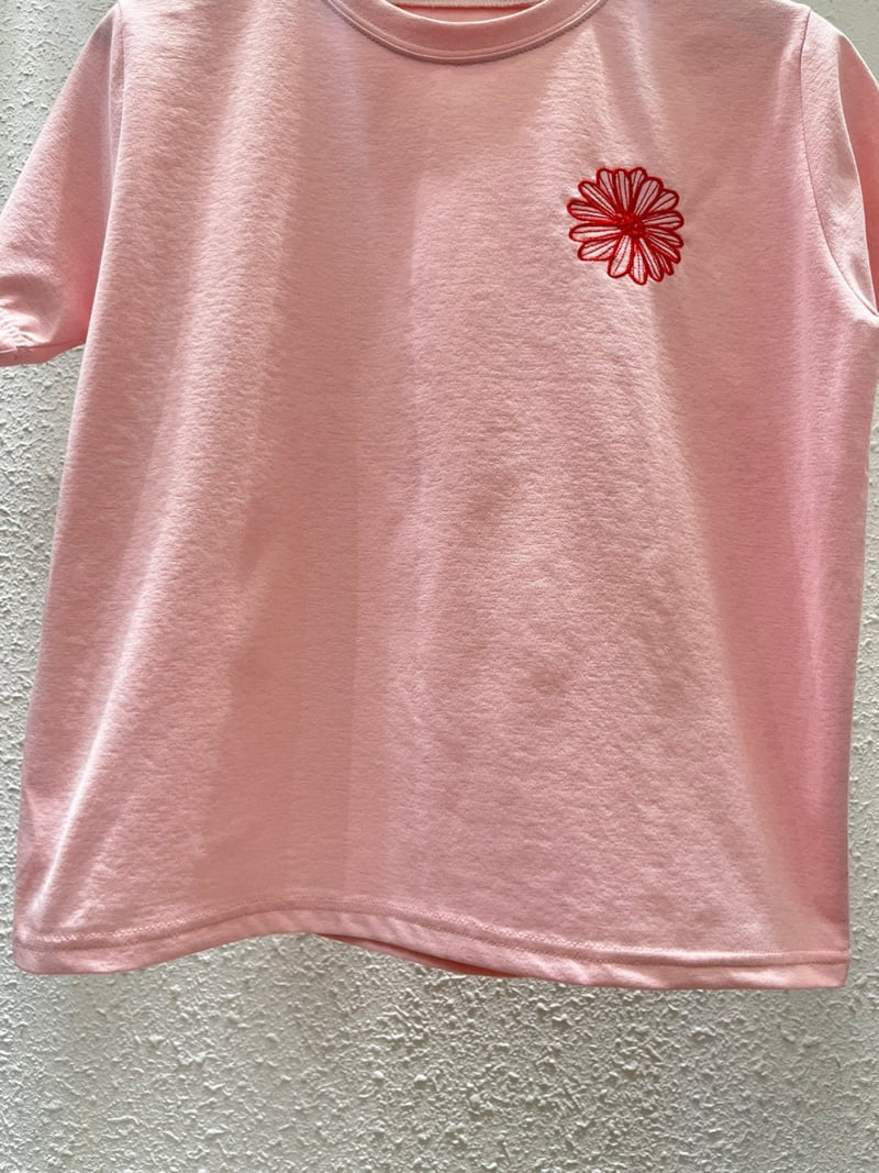 Another Plan - Korean Women Fashion - #momslook - Flower Embroidery Tee - 9