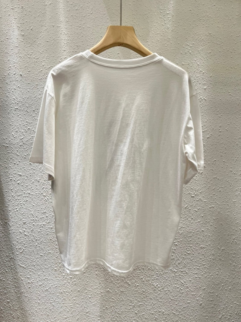Another Plan - Korean Women Fashion - #thelittlethings - Peace Dumbbell Tee - 5