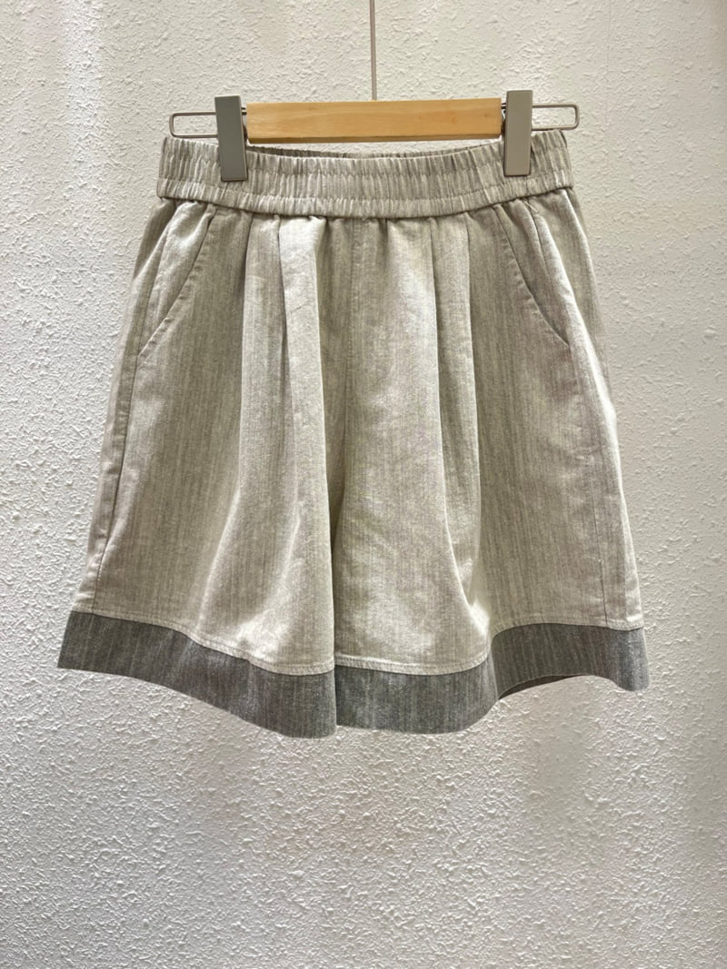 Another Plan - Korean Women Fashion - #momslook - 8901 Hem Denim Shorts - 4