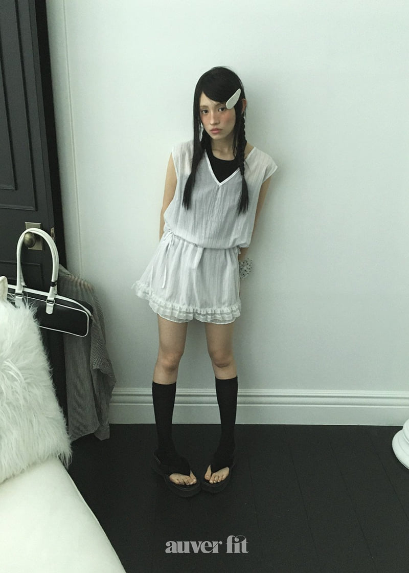 Auver_Fit - Korean Women Fashion - #momslook - Striped Crinkled Jumpsuit - 7