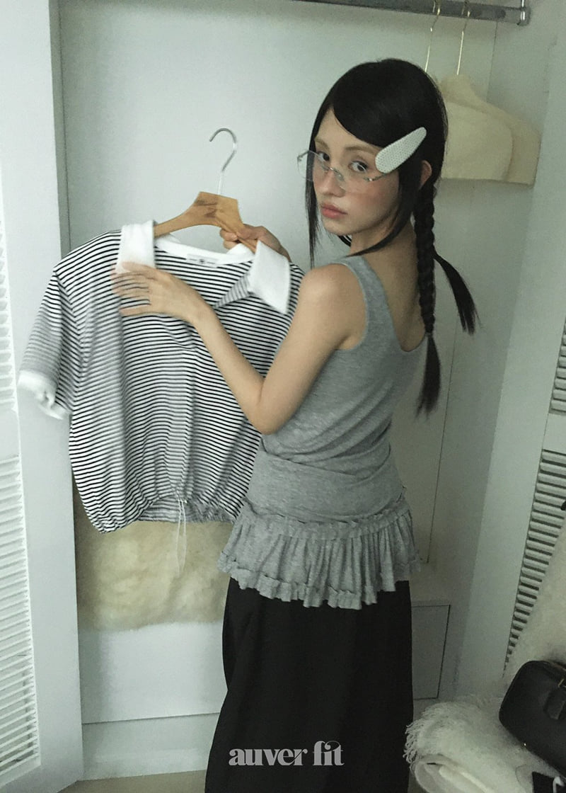 Auver_Fit - Korean Women Fashion - #momslook - Frill Tiered Sleeveless Top