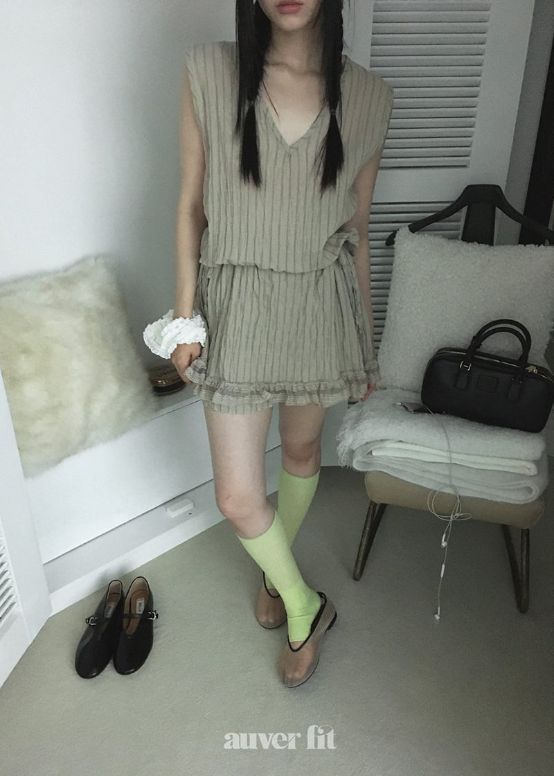 Auver_Fit - Korean Women Fashion - #womensfashion - Striped Crinkled Jumpsuit - 2