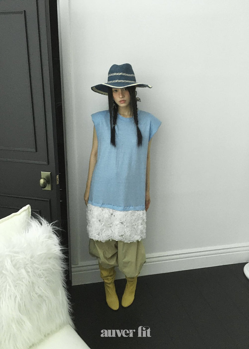 Auver_Fit - Korean Women Fashion - #womensfashion - Pig Rose Sleeveless One-piece - 11