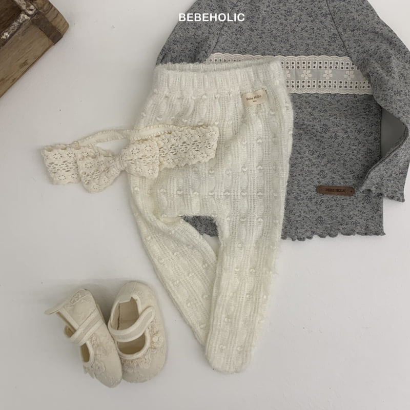 Bebe Holic - Korean Baby Fashion - #babyoninstagram - Heart Ppong Footed Leggings - 5