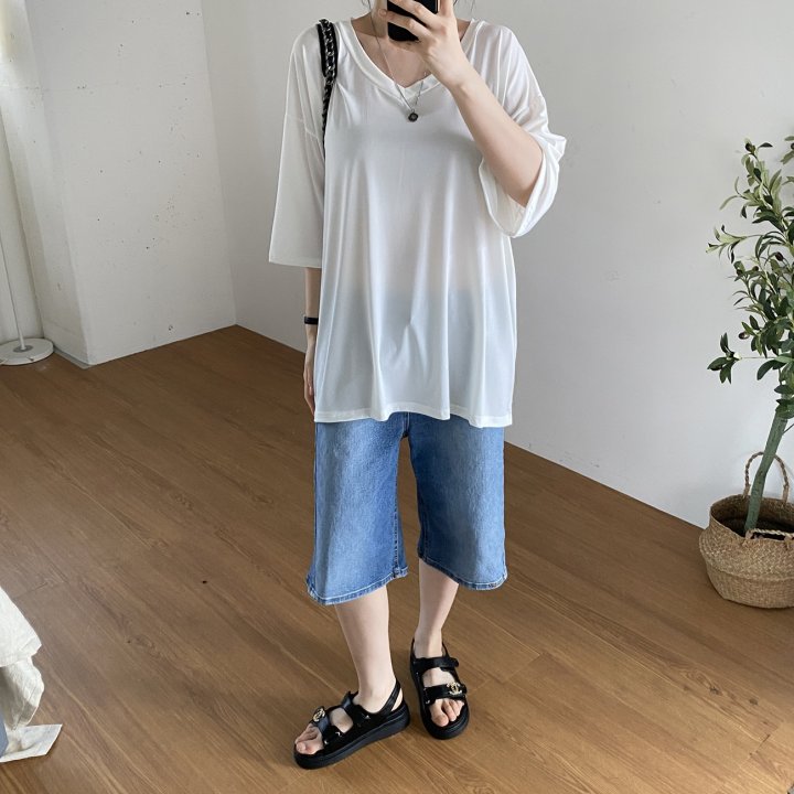 Bignarae - Korean Women Fashion - #womensfashion - Cool Solid V-neck Tee - 4