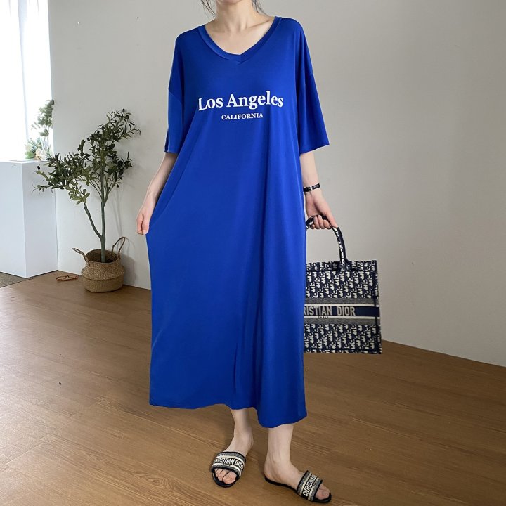Bignarae - Korean Women Fashion - #momslook - Cool Rose V-neck One-piece