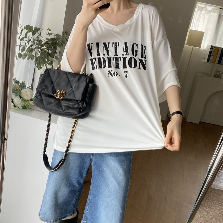 Bignarae - Korean Women Fashion - #momslook - Cool Vintage V-neck Tee