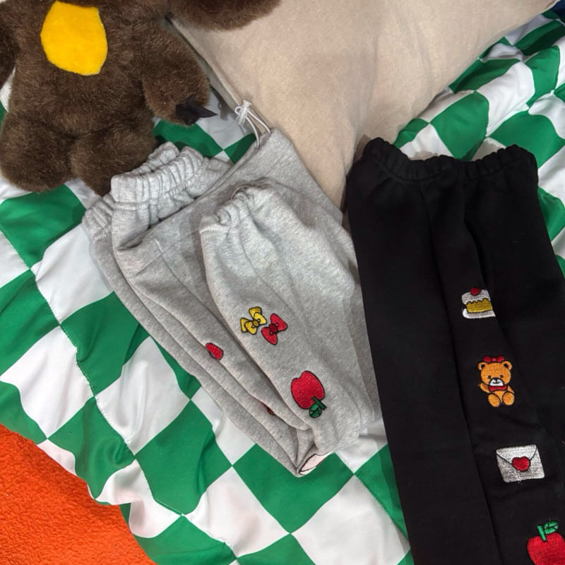 Bobo j - Korean Children Fashion - #littlefashionista - Embroidered Pants - 2