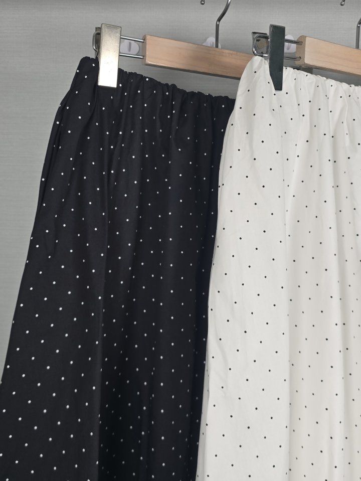 Bonanza - Korean Women Fashion - #womensfashion - Pumpkin Dot Skirt - 11