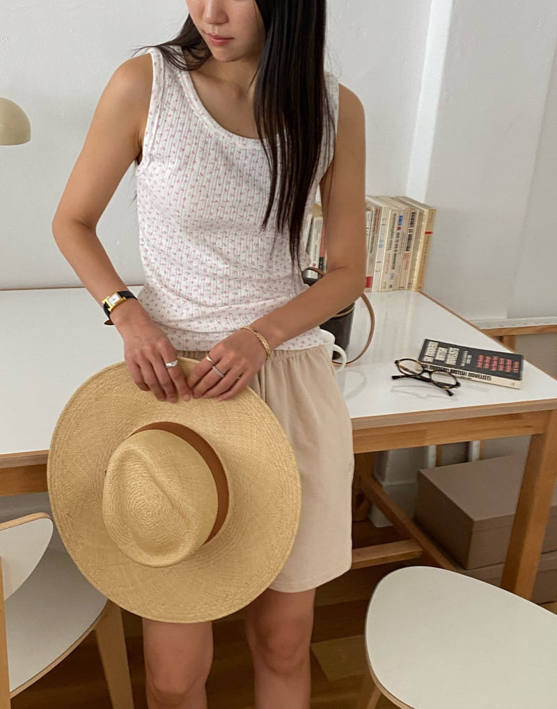 Diana - Korean Women Fashion - #momslook - Elina Sleeveless Tee - 10