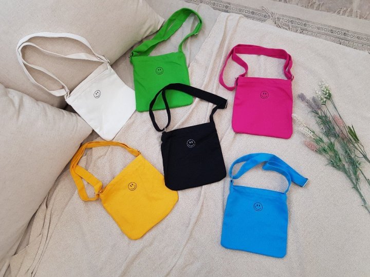 Dudie - Korean Children Fashion - #minifashionista - Embroidery Smile Cross Bag