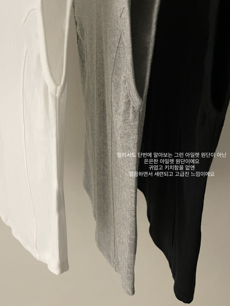 Flatgarden - Korean Women Fashion - #womensfashion - Momo Cap Sleeve Tee - 11