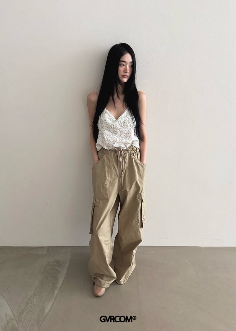 Gavara Market - Korean Women Fashion - #womensfashion - Lynn Flower Sleeveless - 11