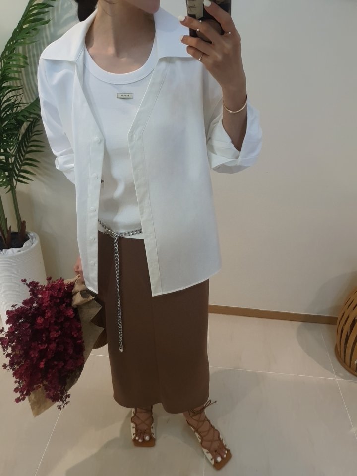 Gentle B - Korean Women Fashion - #momslook - Basic Logo Sleeveless Top - 2