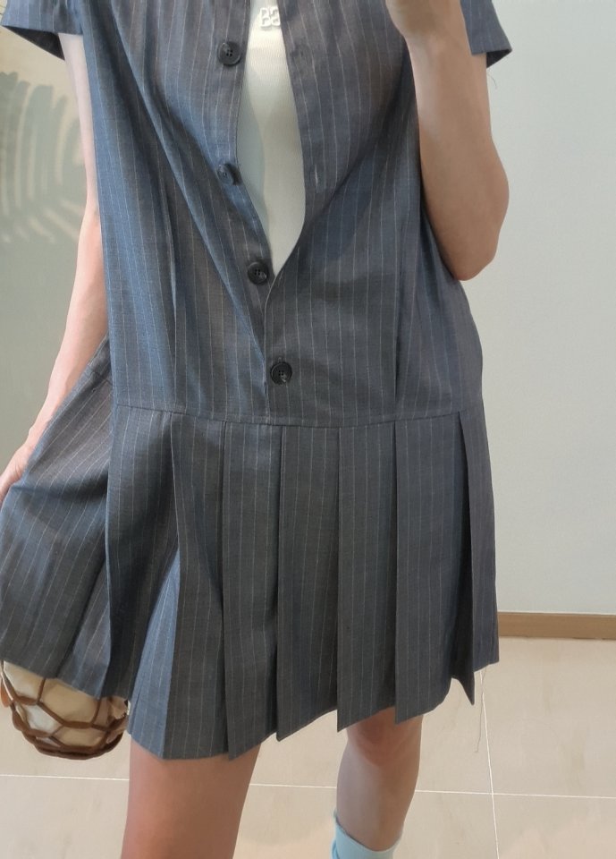 Gentle B - Korean Women Fashion - #momslook - Aespa Pleated One-piece - 3