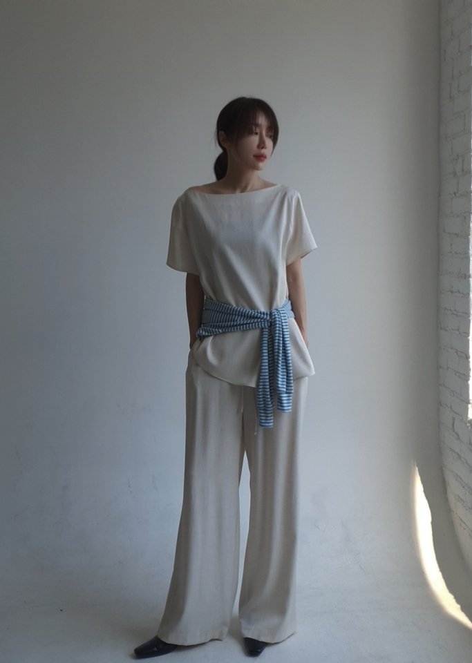 Gentle B - Korean Women Fashion - #momslook - Drop Shoulder Top - 3