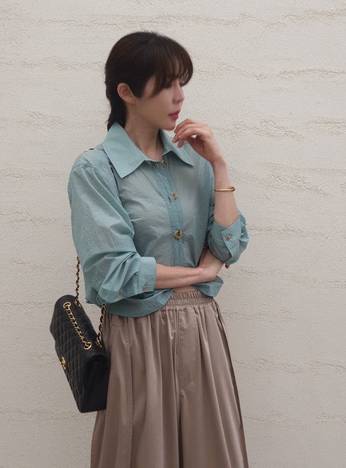 Gentle B - Korean Women Fashion - #vintagekidsstyle - Twist Shirt