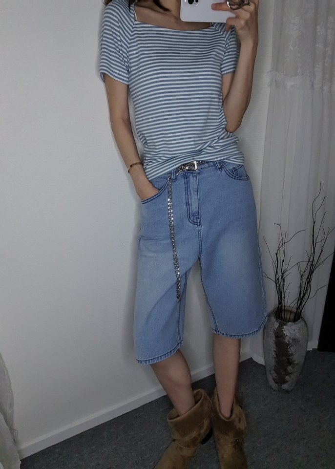 Gentle B - Korean Women Fashion - #womensfashion - Capri Knee-Length Shorts - 8