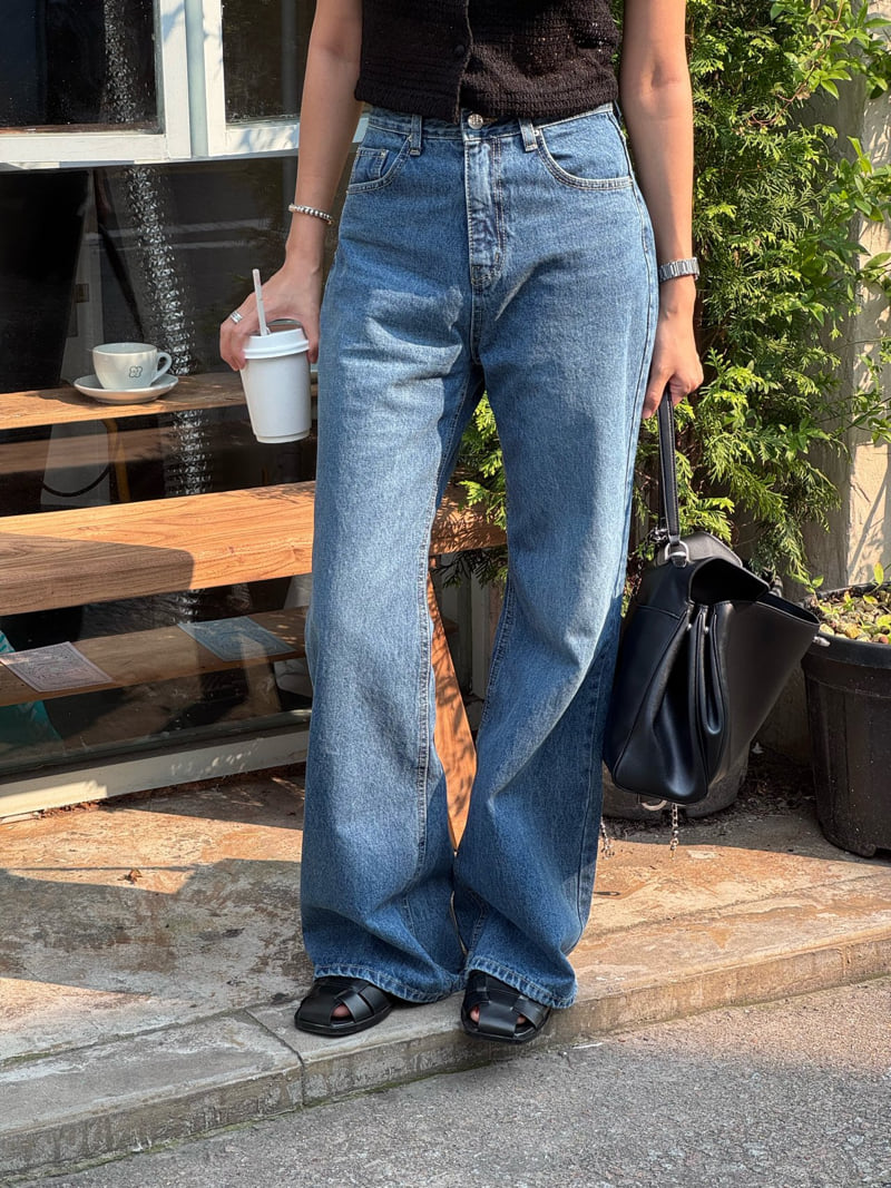 Heil - Korean Women Fashion - #momslook - Rose Denim Pants