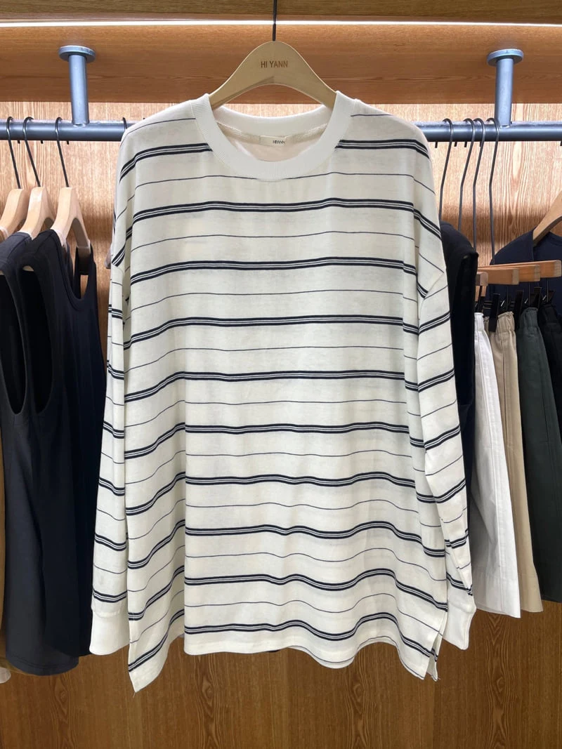 Hiyann - Korean Women Fashion - #momslook - Moa Stripe Tee - 2
