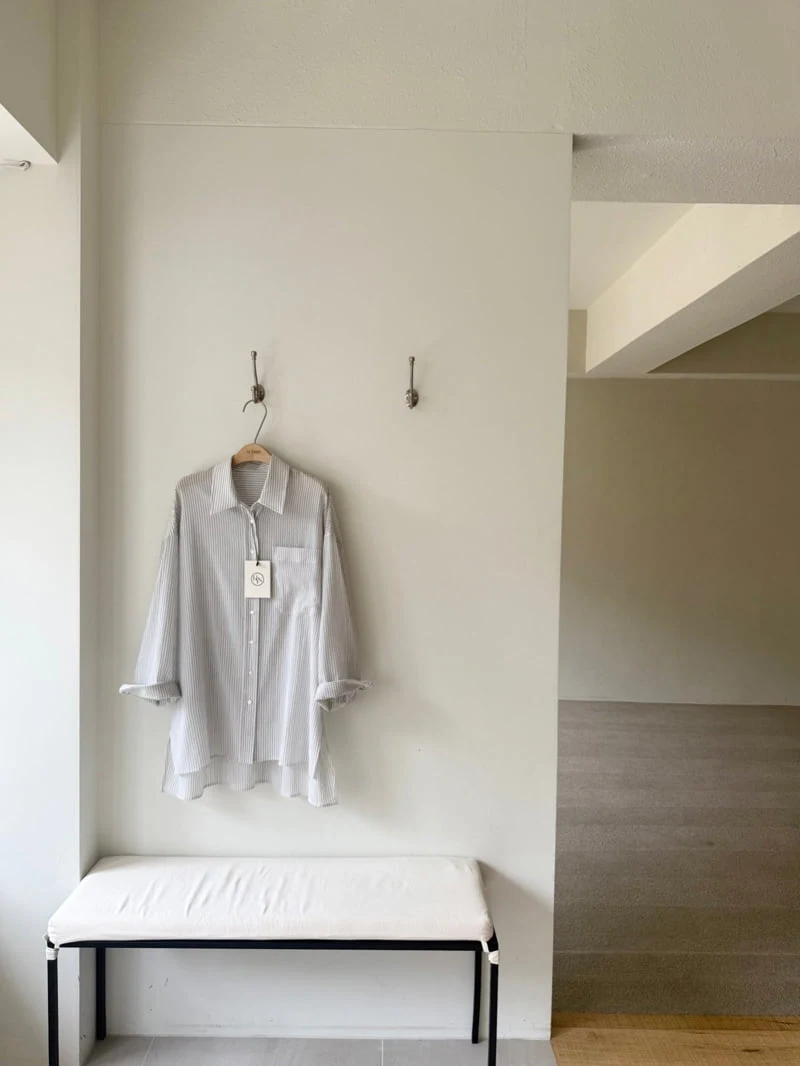 Hiyann - Korean Women Fashion - #romanticstyle - Unbalanced ST Shirt - 4