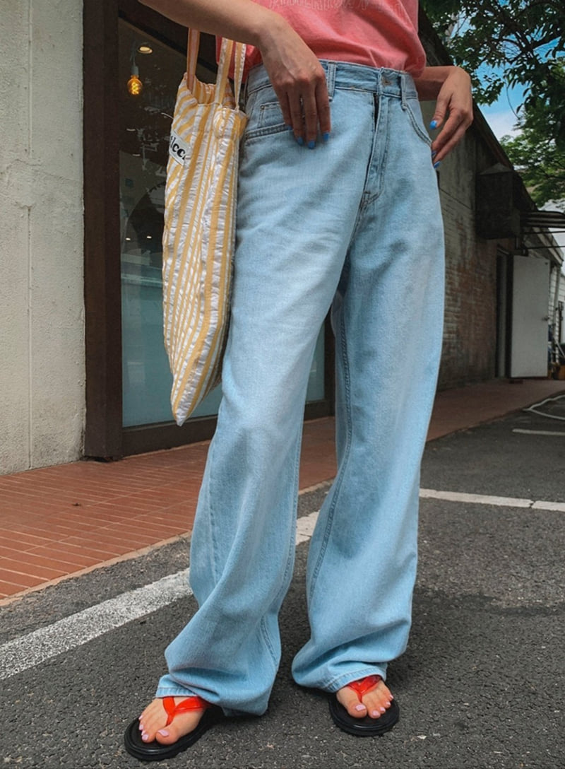 I'm here - Korean Women Fashion - #momslook - Hoodie Ice Denim Pants - 2