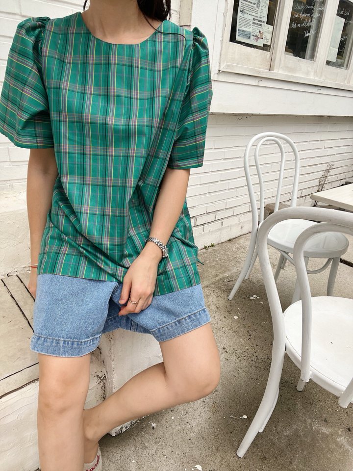 Lagrass - Korean Women Fashion - #momslook - Check Puff Blouse - 2