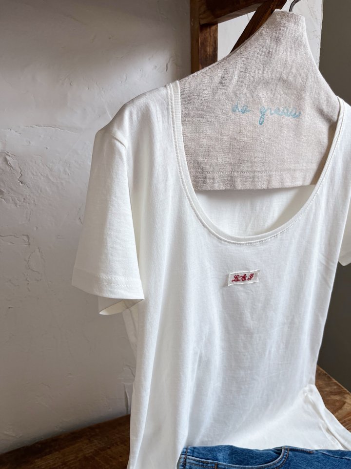 Lagrass - Korean Women Fashion - #momslook - U-neck Tee - 9