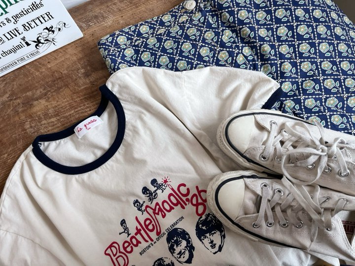 Lagrass - Korean Women Fashion - #restrostyle - Face Tee - 11