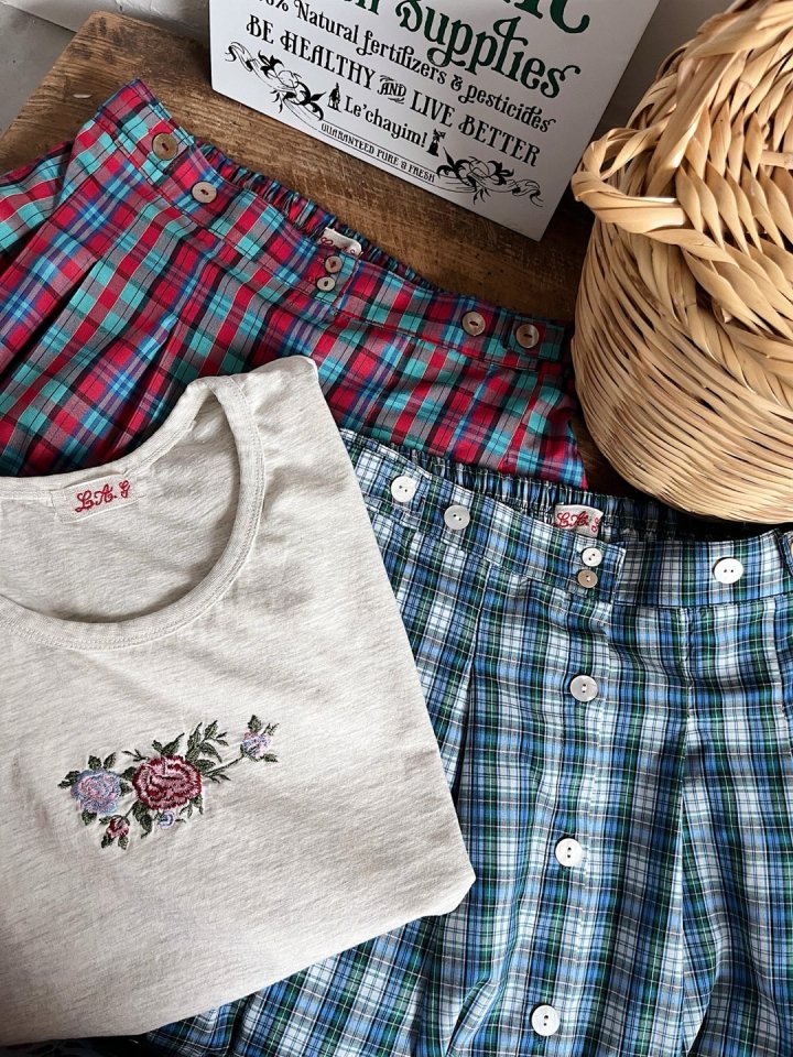 Lagrass - Korean Women Fashion - #womensfashion - Plari Tee - 3