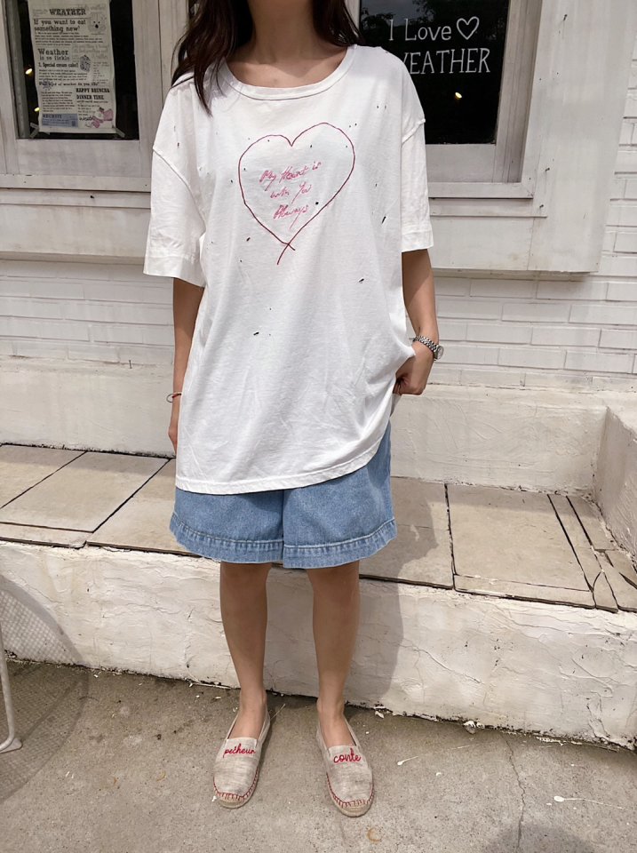 Lagrass - Korean Women Fashion - #womensfashion - Heart Vintage Tee - 10