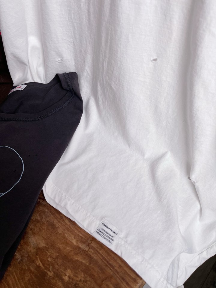 Lagrass - Korean Women Fashion - #womensfashion - Heart Vintage Tee - 12