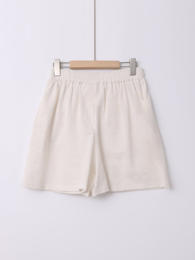 Lovely - Korean Women Fashion - #thelittlethings - Butter Shorts - 4