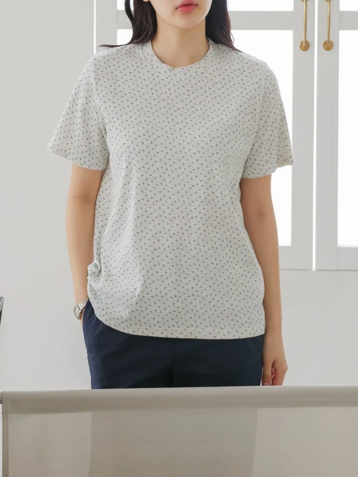 Lovely - Korean Women Fashion - #thelittlethings - Pincote Flower Tee - 11