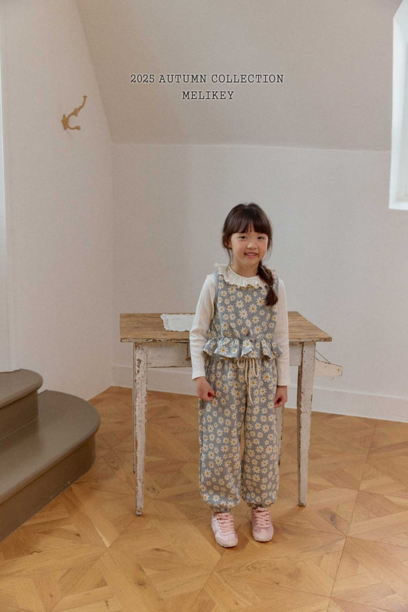 Melikey - Korean Children Fashion - #kidzfashiontrend - Big Daisy Vest - 11