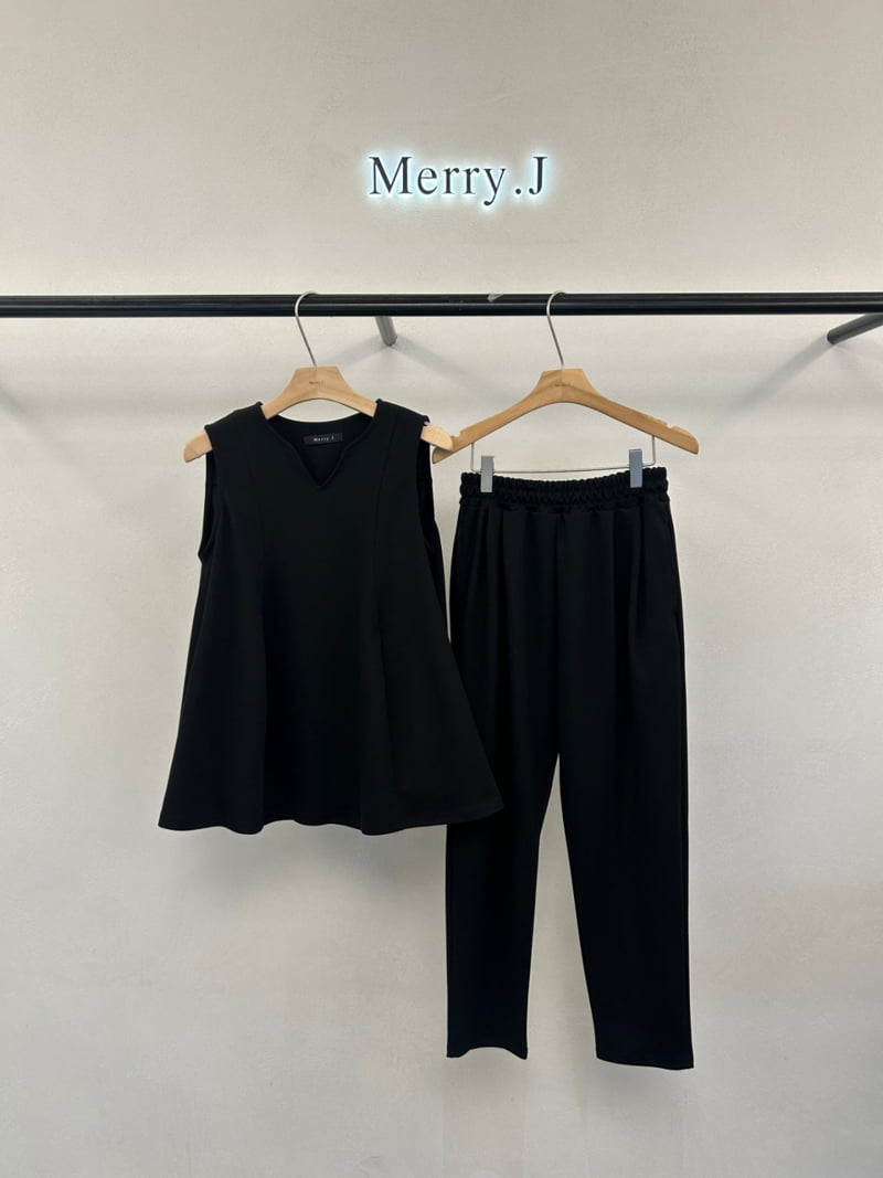 Merry J - Korean Women Fashion - #momslook - Pin-Tuck Flare Blouse - 5