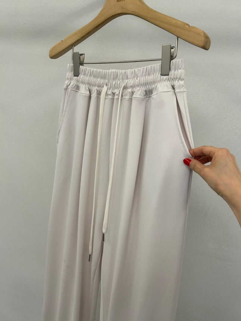 Merry J - Korean Women Fashion - #shopsmall - Aero Jogger Pants - 9