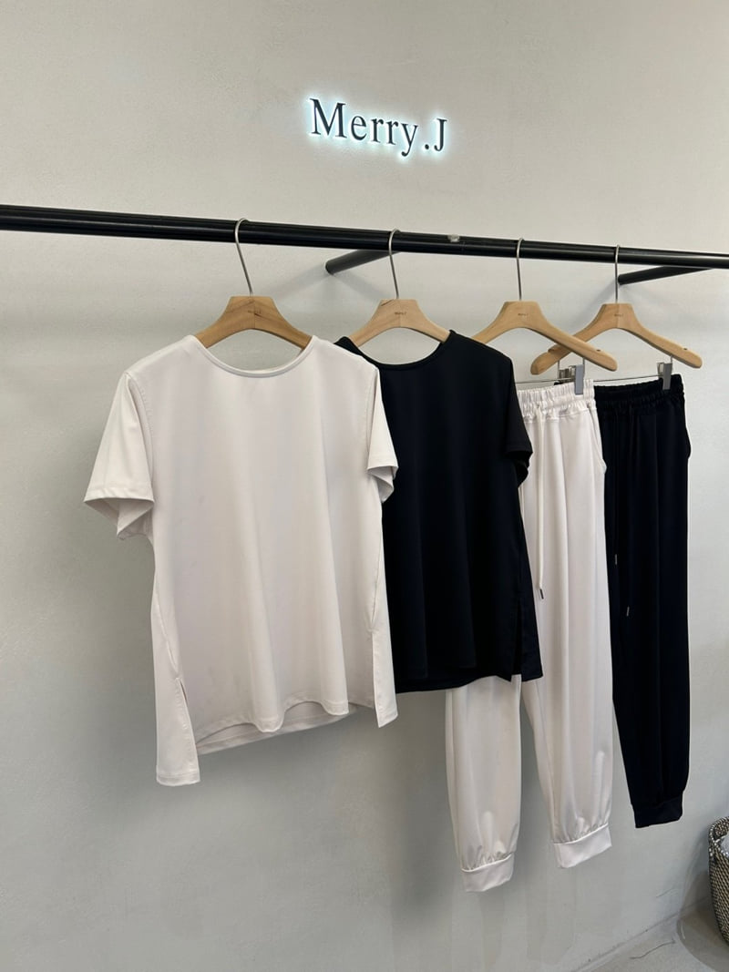 Merry J - Korean Women Fashion - #momslook - Aero Side-Slit Tee - 4