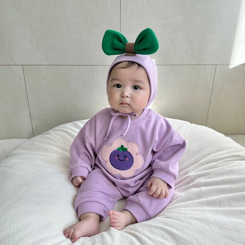 Vegetable Suit Set by Moran for Baby - view 2