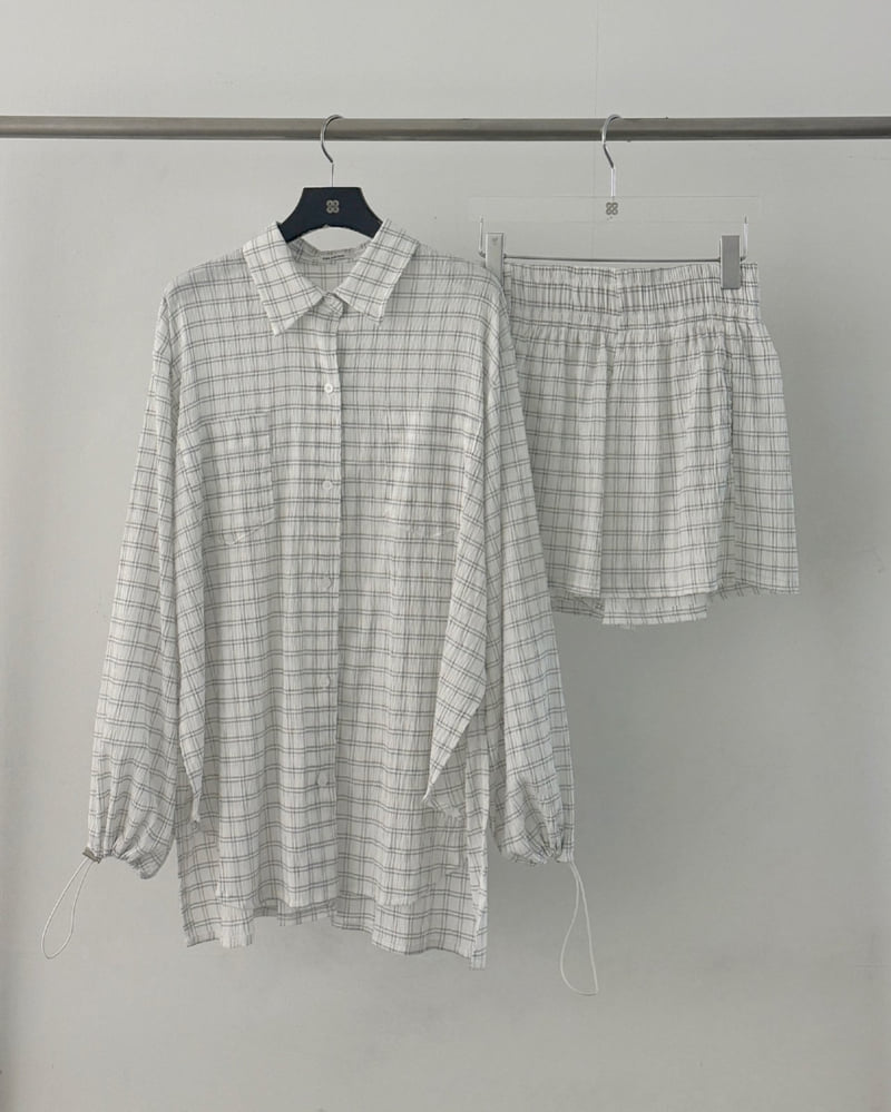 Moran Women - Korean Women Fashion - #momslook - From Check Half Pants - 2