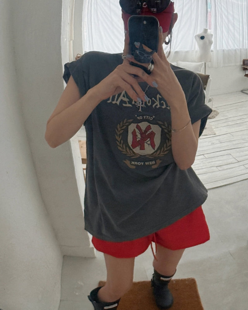 Moran Women - Korean Women Fashion - #momslook - New York Pig Short Sleeve Tee - 10