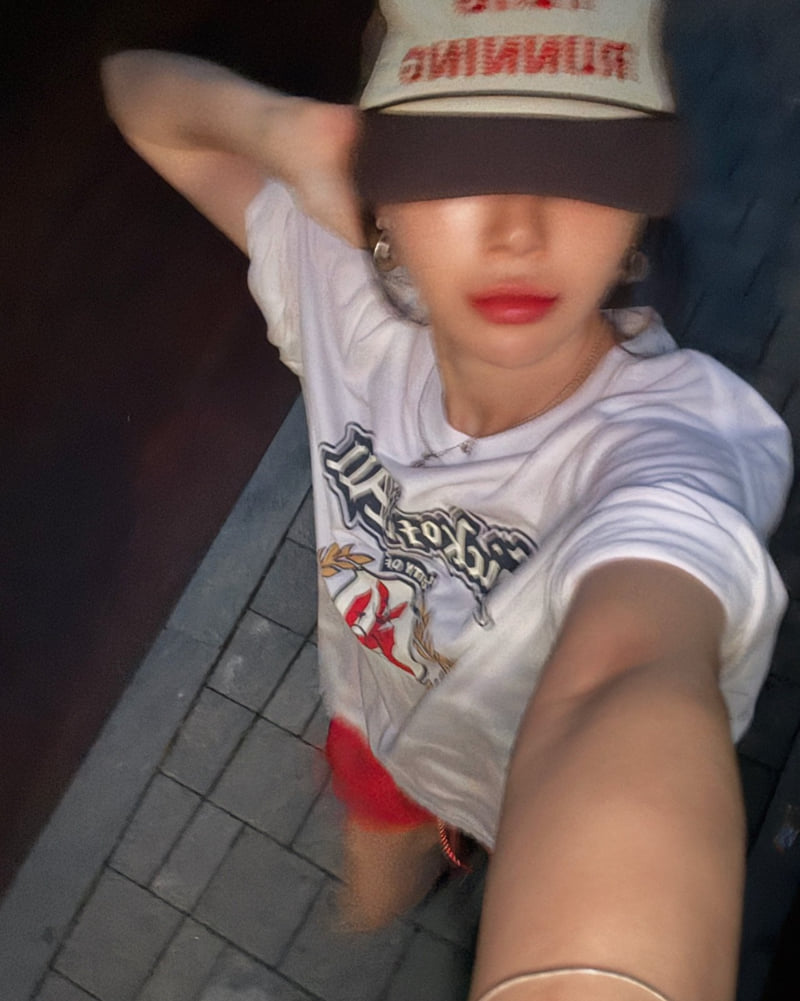 Moran Women - Korean Women Fashion - #womensfashion - New York Pig Short Sleeve Tee - 5
