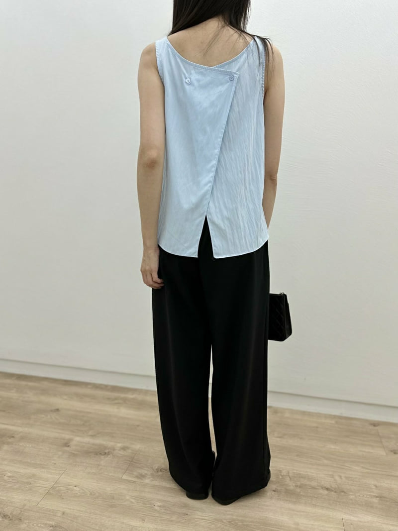 Most - Korean Women Fashion - #romanticstyle - Heyna Sleeveless Blouse - 5